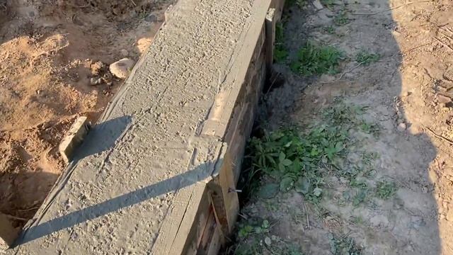 Заливка свайно-ростверкого фундамента, мастерская 5x8, вторая машина бетона смотреть онлайн