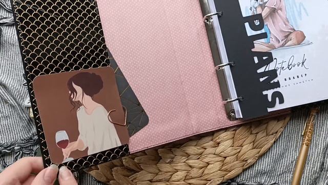 Чёрный планер в горошек / Планер ручной работы на кольцевом механизме / Скрапбукинг смотреть онлайн