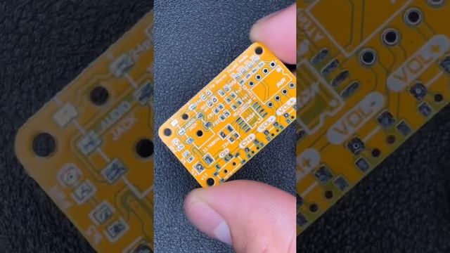 Unboxing MINI RADIO FM con Attiny85 y RDA5807