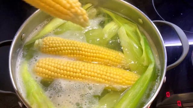 Кукуруза ? молодая варёная, очень вкусно и быстро смотреть онлайн