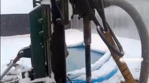 скважина. зима. работаем