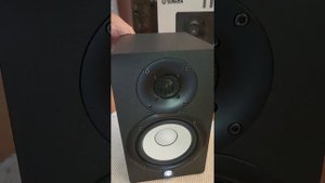Yamaha HS5