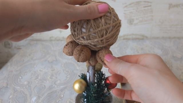 Новогодний декор топиарий из орешков /топиарий из природных матерьялов/Christmas Topiary