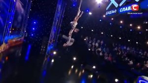 Вова Слюсар и Юстина Толстолуцкая - Воздушный танец "Україна має талант-8".Діти [16.04.2016]