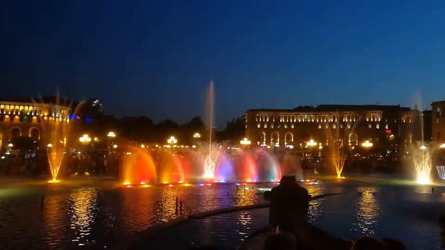 Поющие фонтаны, Армения, Ереван, площадь республики. Верди. смотреть онлайн