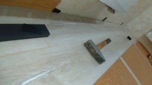 Пробковая подложка под ламинат/Плинтуса и уголки на откосы.