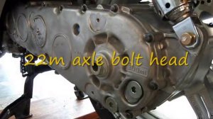 Burgman 650 - DIY - Rear Wheel Removal
