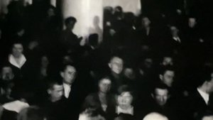 Овации после оглашения приговора по делу «Промпартии»