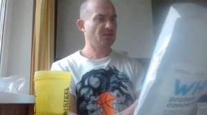 Пробую сыв. протеин Стоинг малиновый (Stoing)