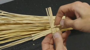 Мастер-класс Снежинка Плетение новогоднего украшения из ивового прута