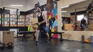 Боковой мах гири