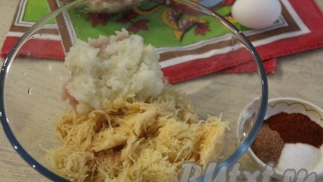 Котлеты из фарша и сырого картофеля
