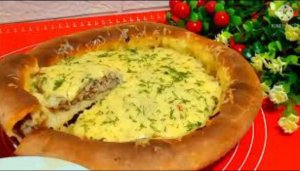 Мясной открытый пирог Пицца.