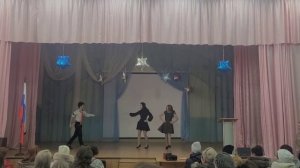 Сценка от 9-х классов на день матери.