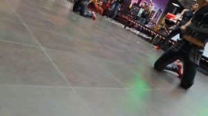 Танцпол в Торговом Центре!(1)