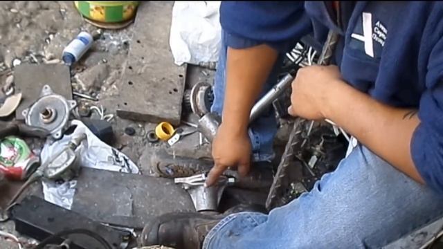 ¿Cómo desarmar bombas de agua de automovil? смотреть онлайн