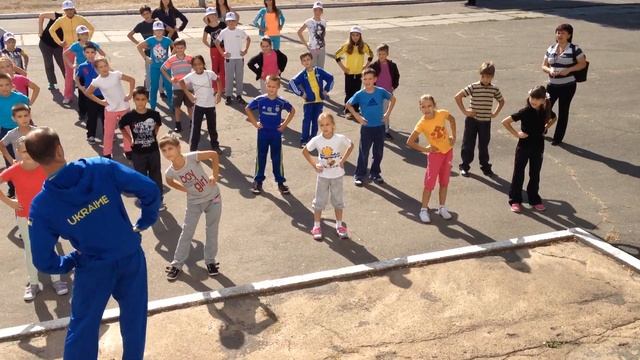 Зарядка в школе... смотреть онлайн