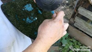 Как вручную вытащить леску на электрокосе