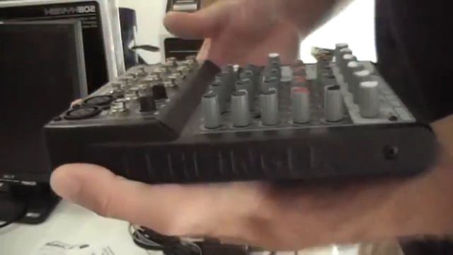 I have 2 Xenyx 802 mixers by Behrenger смотреть онлайн