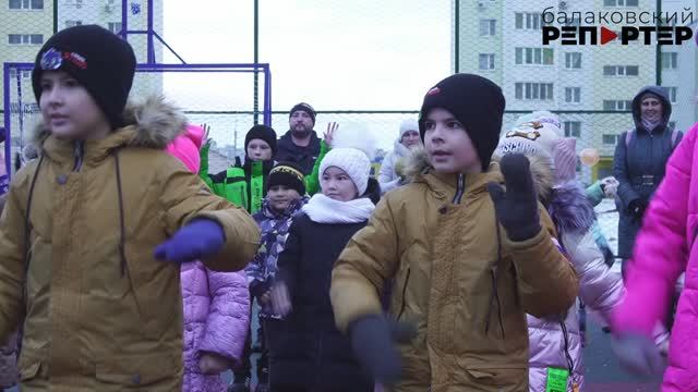 К благоустройству нового микрорайона в Балакове подключились теплоэнергетики смотреть онлайн