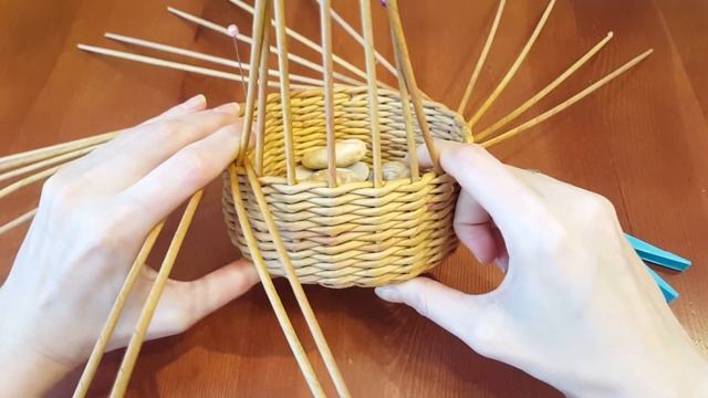 Курочка из бумажных трубочек! 2 вариант! Подробный МК! смотреть онлайн