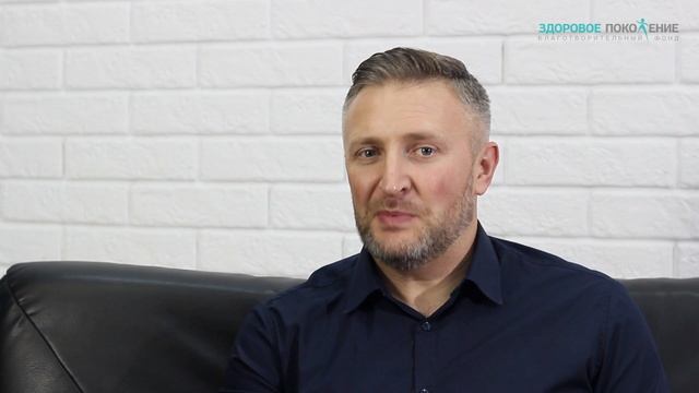 Вместо два месяца. Парень курит соль, уговаривает попробовать, как помочь ему и себе? смотреть онлайн