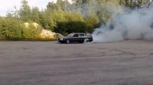 Volvo 760 (V70 Diesel) Burnar och gör ringar