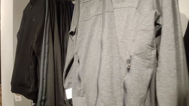 ОДИН ПО МАГАЗИНАМ В ЦЕНТРЕ смотрел одежду Çankaya. КУПИЛ самую популярную обувь в Турции #влог смотреть онлайн