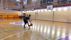 РАЗМИНКА С МЯЧОМ В БАСКЕТБОЛЕ. ТРЕНИРОВКА ДРИБЛИНГА С МЯЧОМ. BASKETBALL WARM UP DRILLS.BALL HANDLIN