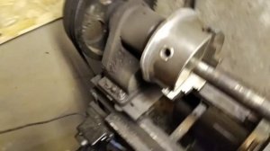 Установил патрон на 160 на самодельный токарный станок.