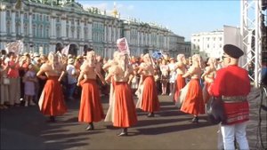 Хороводы России. 15 августа 2022. Дворцовая площадь. Фильм 22 мин.
