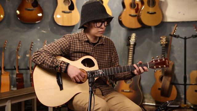 Cort Roselyn LE смотреть онлайн