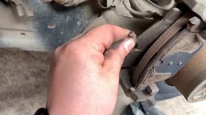 Замена задних тормозных колодок на Фольксваген гольф 7