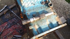 МТЗ-80. #3 - Раскатка трактора. Ремонт корпуса сцепления (промежутка)