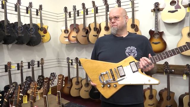 Steve Olson shows off $200K Gibson Explorer смотреть онлайн