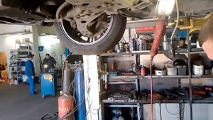 Замена гофры глушителя на Volvo S40 2008 года