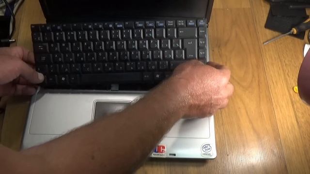 Чистка и ремонт ноутбука Asus Z9100 смотреть онлайн