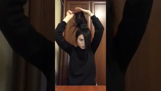Обучение прическам. Высокий пучок с имитацией челки смотреть онлайн