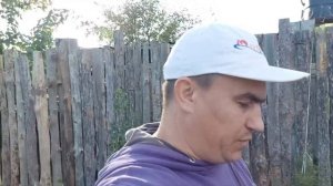 Зря сделал кормушку. Поросят стало меньше.