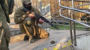 ОБОРОНА ЗДАНИЯ_КАК КОНТРОЛИРОВАТЬ ЛЕСТНИЦУ_РАБОЧИЙ ПРИЕМ С ПОЯСНЕНИЯМИ