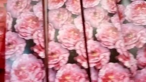 РОЗЫ и ПИОНЫ в ЛЕРУА МЕРЛЕН.