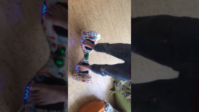 День рождения брата.Подарили гироскутер смотреть онлайн