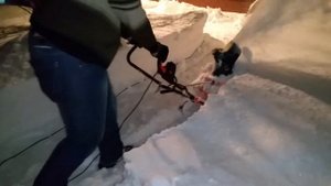Работа снегоочистителя