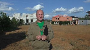 Устройство мелко заглубленных фундаментов по песчаному основанию.