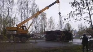 Работа автокрана. Ставим урал на колеса