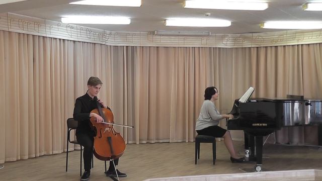 Концерт c-moll, III часть, И.Х. Бах. Исп. Конради Андрей (виолончель), конц. Зайцева А.О. смотреть онлайн