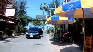 Splendid hotel. Дорога от отеля до пляжа Джомтьен через Паттайскую улочку.