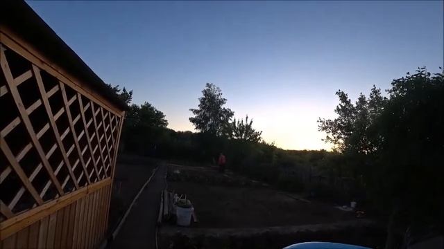 ГОТОВЛЮ ЗЕЛЁНЫЙ БОРЩ на КОСТРЕ/Выходные на ДАЧЕ#Готовимнакостре#Викадачарецепты#ДачаСадОгород