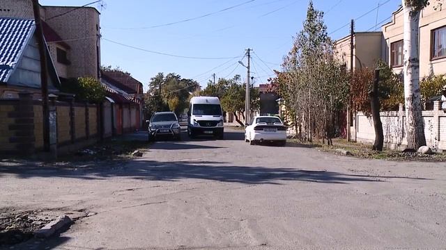 Портрет: День автомобилиста, водитель маршрутного такси №127 Тыныбек Ибраев смотреть онлайн