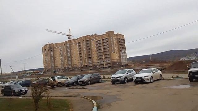 город Октябрьский заканчивается строительство дома. 33 микрорайон московский проспект д 20.